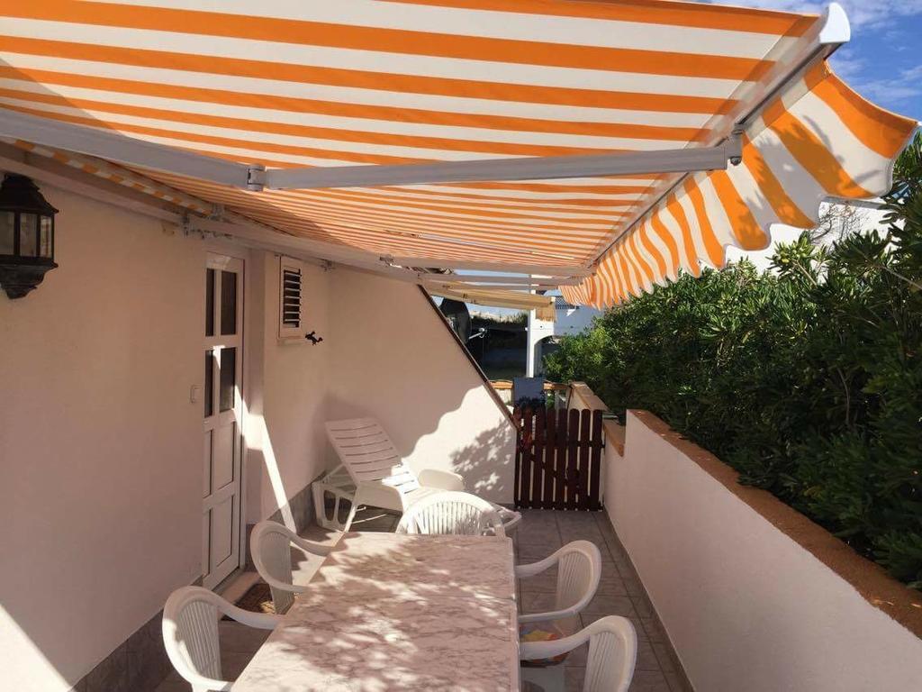 Island Of Pag Holiday Apartments Exterior photo