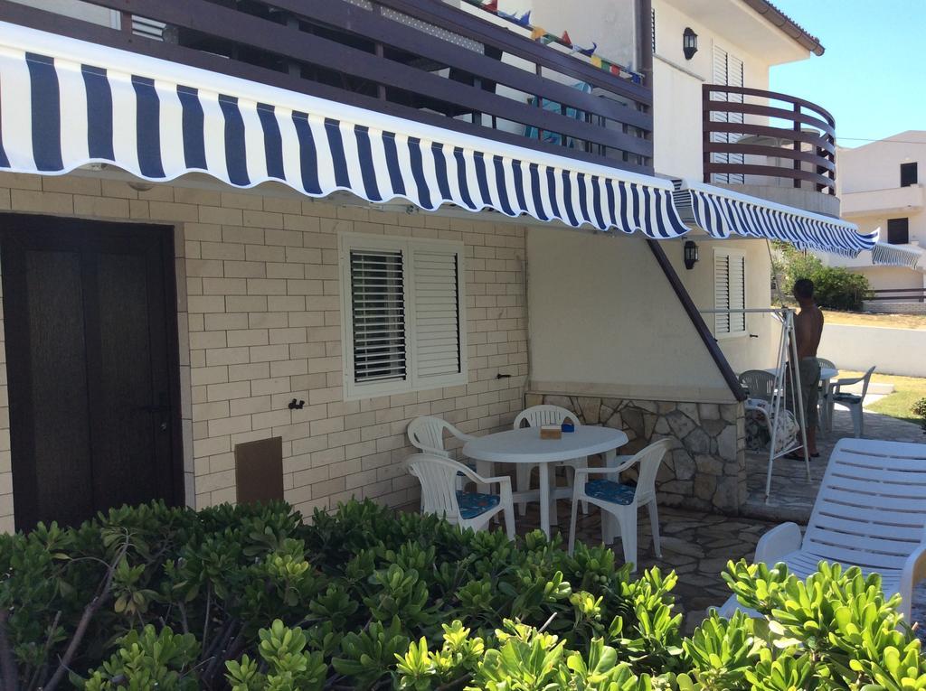 Island Of Pag Holiday Apartments Exterior photo