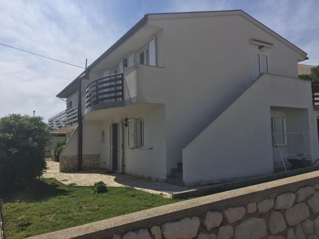 Island Of Pag Holiday Apartments Exterior photo