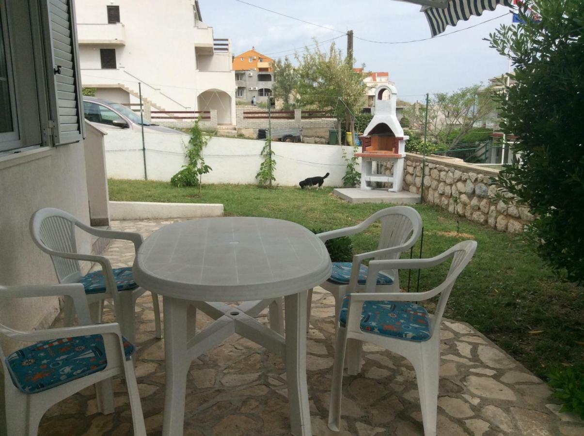 Island Of Pag Holiday Apartments Exterior photo