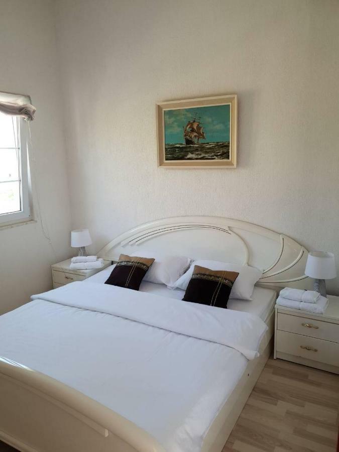Island Of Pag Holiday Apartments Exterior photo