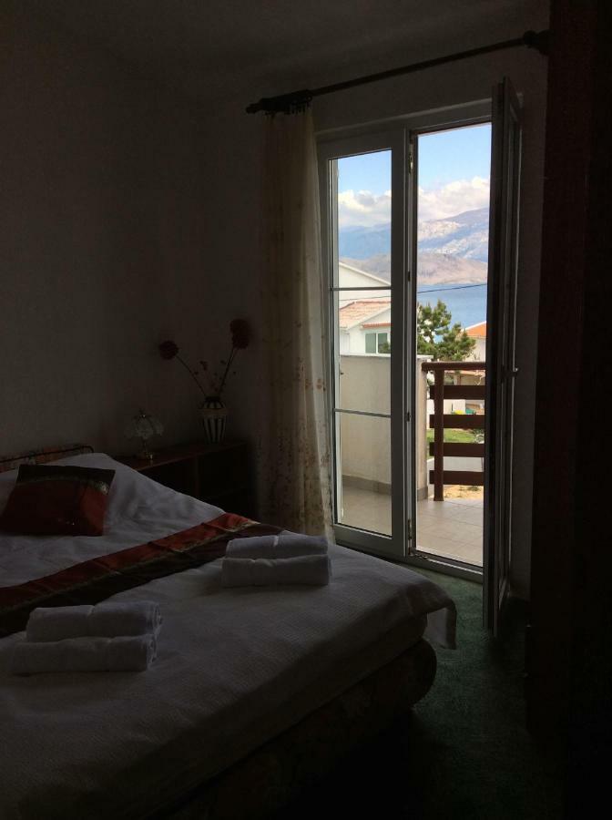 Island Of Pag Holiday Apartments Exterior photo