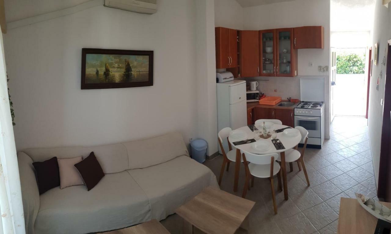 Island Of Pag Holiday Apartments Exterior photo
