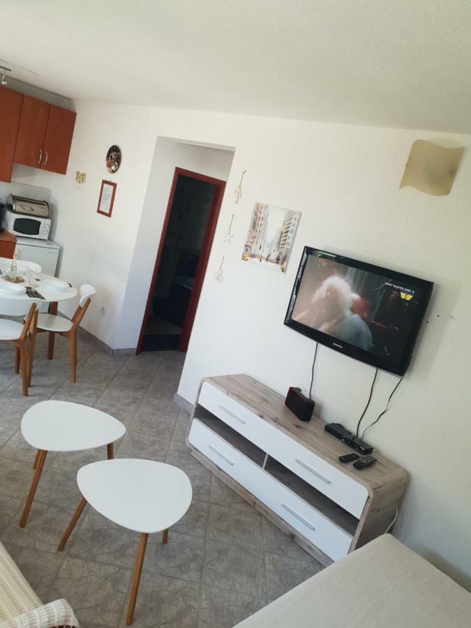 Island Of Pag Holiday Apartments Exterior photo